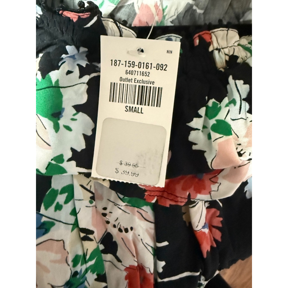 Women's Abercrombie & Fitch Romper Size S Black Floral - Picture 3 of 4